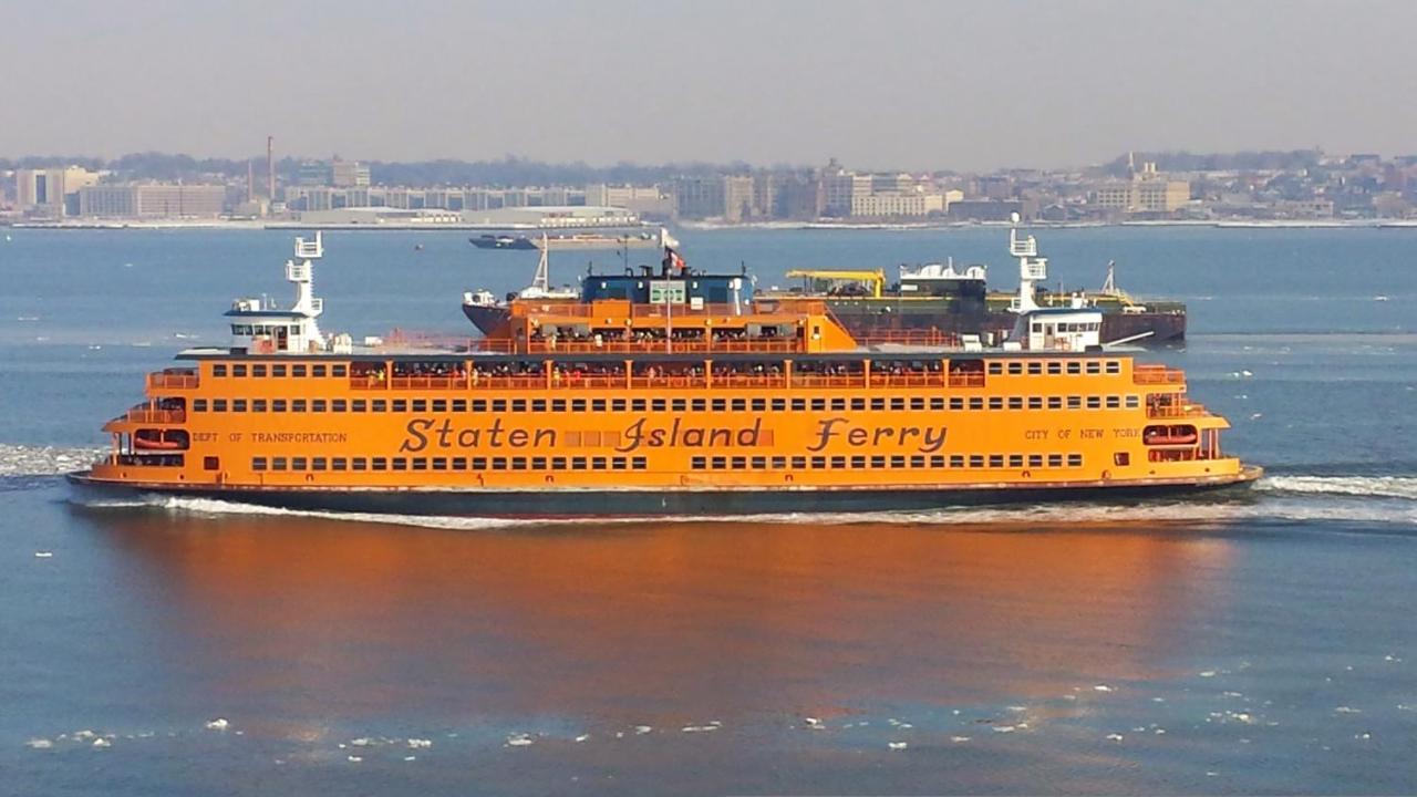 Private Bedroom Near The Free Ferry Boat! Alloggio in famiglia New York